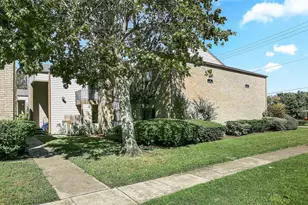7065 N Holiday Dr, Galveston, TX 77550 - Photo 17