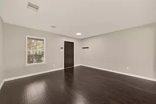 18302 Walden Gate Ln, Cypress, TX 77433 - Photo 7