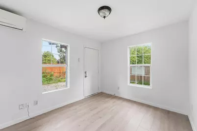 8034 Record Street #B, Houston, TX 77028 - Photo 11