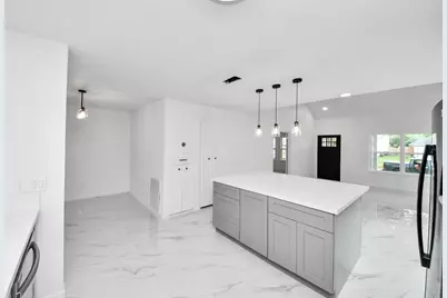 10410 Green Valley Lane, Houston, TX 77064 - Photo 9