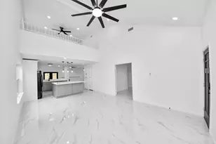 10410 Green Valley Ln, Houston, TX 77064 - Photo 13