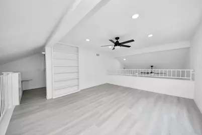 10410 Green Valley Lane, Houston, TX 77064 - Photo 25