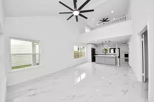 10410 Green Valley Ln, Houston, TX 77064 - Photo 7
