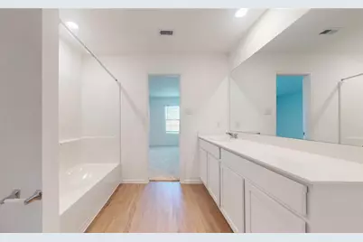 9206 Harvest Steel Drive, Baytown, TX 77521 - Photo 13