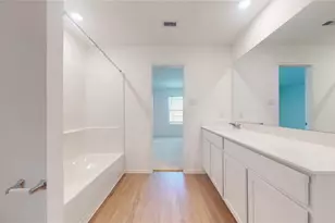 9206 Harvest Steel Dr, Baytown, TX 77521 - Photo 13