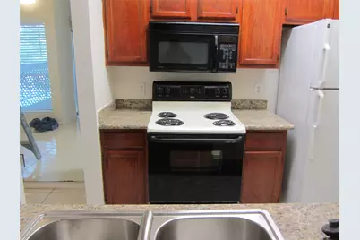 6500 Harbor Town Drive #2902, Houston, TX 77036 - Photo 17