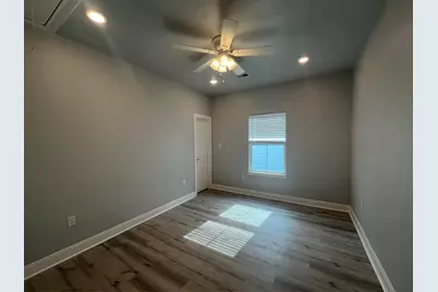 501 43rd Street, Galveston, TX 77550 - Photo 9