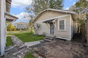 1103 W Cottage St, Houston, TX 77009 - Photo 23