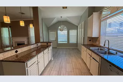 7319 Mountain Valley Drive, Houston, TX 77095 - Photo 7