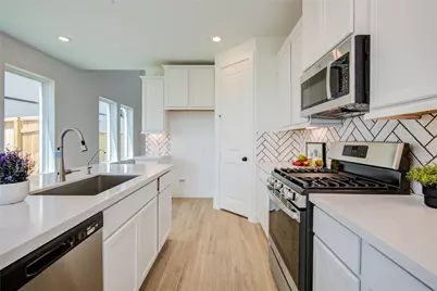 21803 Fitzroy Manor Lane, Cypress, TX 77433 - Photo 13