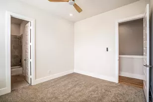 8417 Pech Landing Dr, Houston, TX 77055 - Photo 31