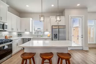 8417 Pech Landing Dr, Houston, TX 77055 - Photo 17