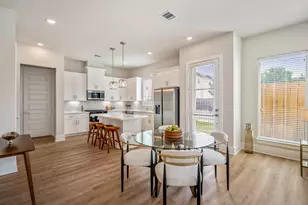 8417 Pech Landing Dr, Houston, TX 77055 - Photo 11