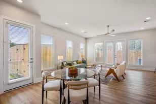 8417 Pech Landing Dr, Houston, TX 77055 - Photo 15