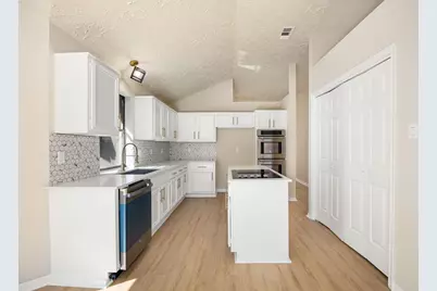 12618 Ashford Chase Drive, Houston, TX 77082 - Photo 17