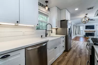 306 Baker Drive, Tomball, TX 77375 - Photo 3