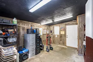 306 Baker Dr, Tomball, TX 77375 - Photo 25