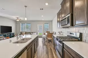 2403 Bay Breeze Dr, Kemah, TX 77565 - Photo 9