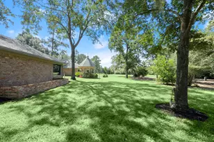5918 Southern Hills Dr, Houston, TX 77069 - Photo 37