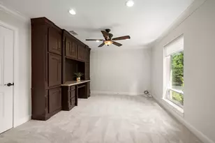 5918 Southern Hills Dr, Houston, TX 77069 - Photo 7