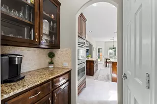 18335 E Laura Shore Dr, Cypress, TX 77433 - Photo 21