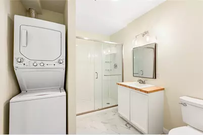 1011 W 10th Street #3, Houston, TX 77008 - Photo 5