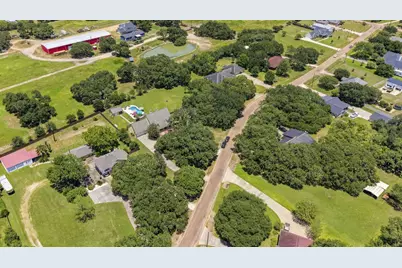 1036 Shirley Oaks Street, Columbus, TX 78934 - Photo 35