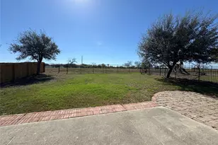 3730 Columbia Dr, Schertz, TX 78108 - Photo 11
