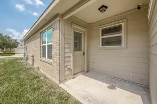 5242 Espuela Ln, Baytown, TX 77521 - Photo 31