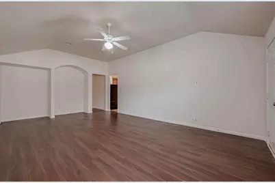 5242 Espuela Lane, Baytown, TX 77521 - Photo 3