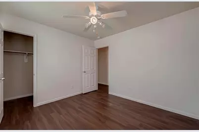 5242 Espuela Lane, Baytown, TX 77521 - Photo 17