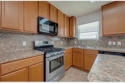 5242 Espuela Lane, Baytown, TX 77521 - Photo 13