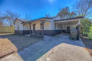 709 N Pine St, Woodville, TX 75979 - Photo 3