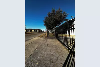 7201 Hallshire Dr Drive #133, Houston, TX 77016 - Photo 9