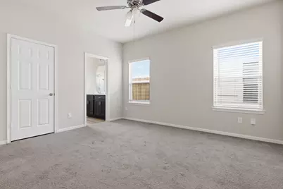 6444 Wenlock Drive, Houston, TX 77048 - Photo 15