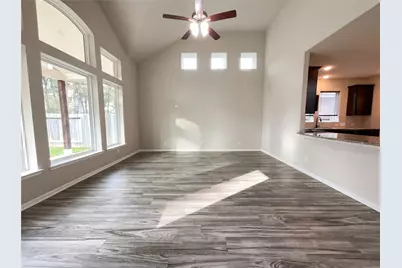 15603 Lakewood Terrace Drive, Tomball, TX 77377 - Photo 3