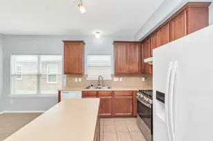 2921 Meridian Bay Ln, Dickinson, TX 77539 - Photo 13