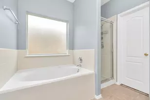 2921 Meridian Bay Ln, Dickinson, TX 77539 - Photo 21