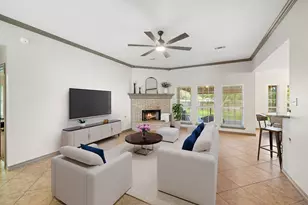 1303 Skyline Ct, College Station, TX 77845 - Photo 3