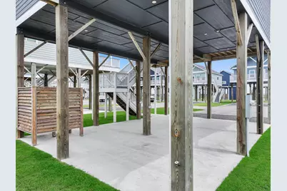 1042 Victoria Lane, Gilchrist, TX 77617 - Photo 19