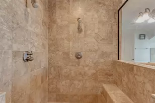 5410 Valerie St, Bellaire, TX 77401 - Photo 19