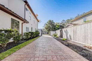 5410 Valerie St, Bellaire, TX 77401 - Photo 41