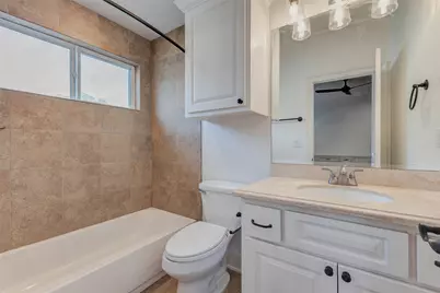 5410 Valerie St, Bellaire, TX 77401 - Photo 23