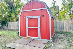 5123 Denmark St, Houston, TX 77016 - Photo 25