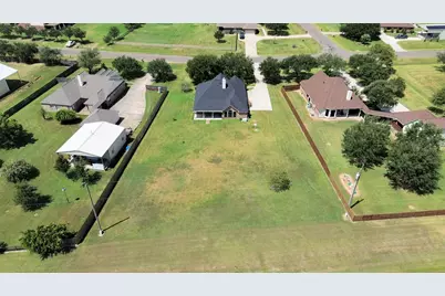 14618 Stablebrook Drive, Beach City, TX 77523 - Photo 9