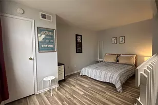 2425 Holly Hall St, Houston, TX 77054 - Photo 9