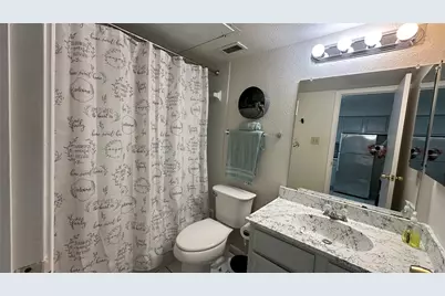 2425 Holly Hall St #51C, Houston, TX 77054 - Photo 5