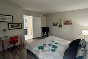 2425 Holly Hall St, Houston, TX 77054 - Photo 7