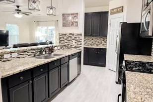 13106 Lucy Grove Ln, Houston, TX 77044 - Photo 7