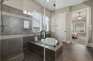 75 W Sawyer Ridge Dr, The Woodlands, TX 77389 - Photo 23